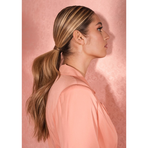 HOLD.ME • THREE-WAY HAIRSPRAY